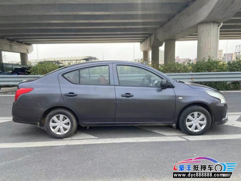 16年日产阳光轿车抵押车出售