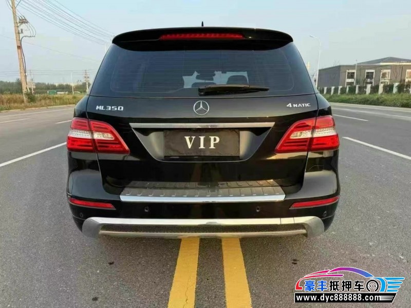 13年奔驰ML轿车抵押车出售