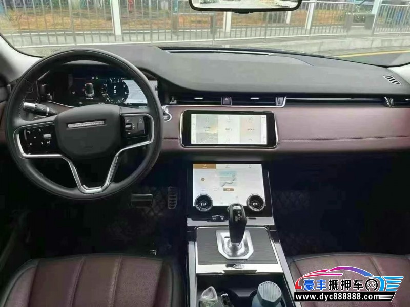 22年路虎揽胜极光轿车抵押车出售