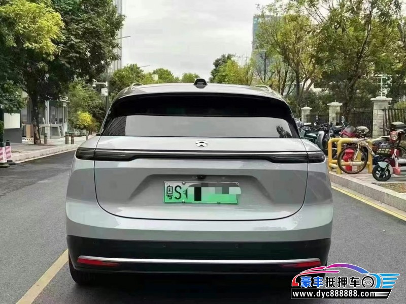 24年蔚来ES6轿车抵押车出售