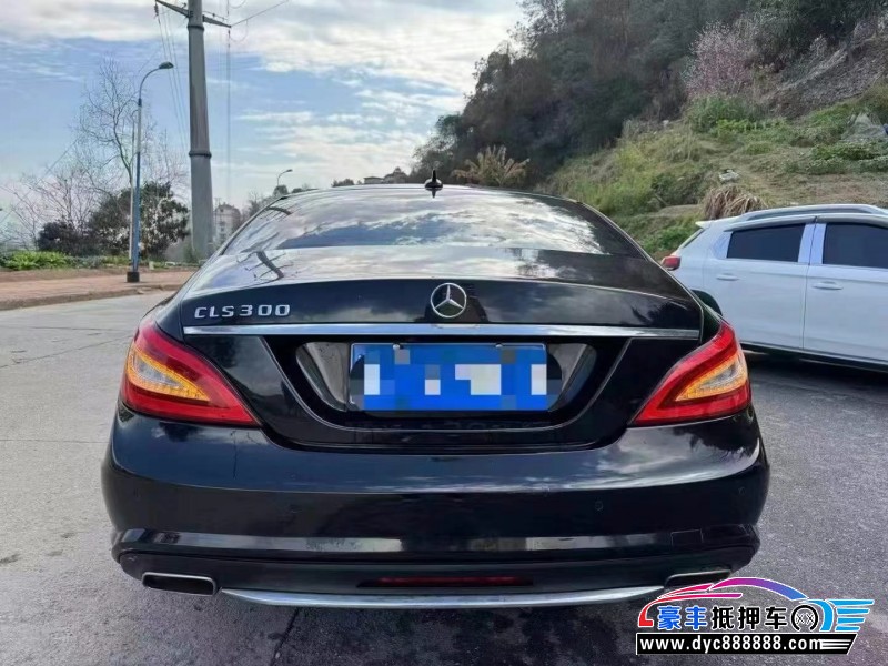 15年奔驰CLS轿车抵押车出售