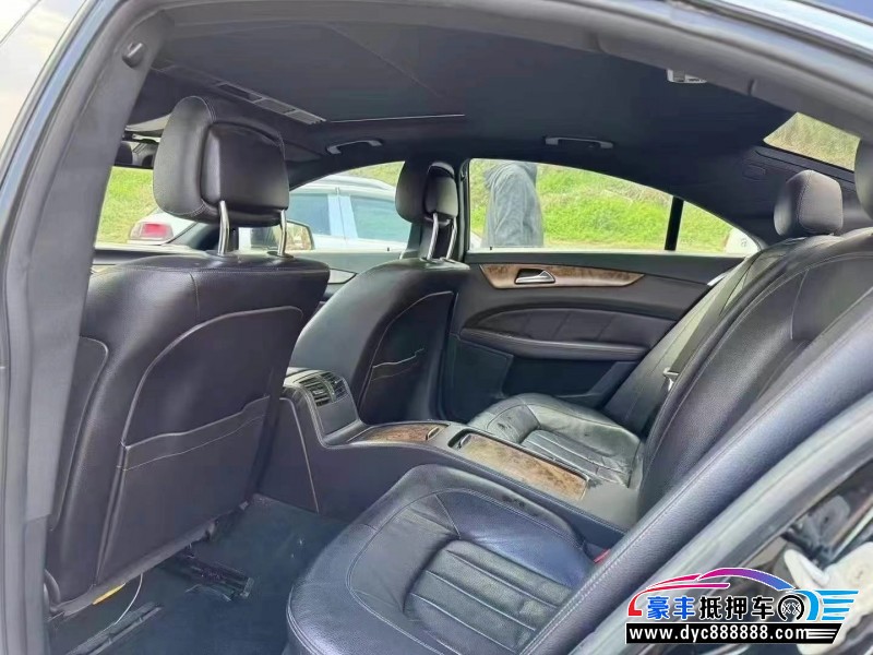 15年奔驰CLS轿车抵押车出售