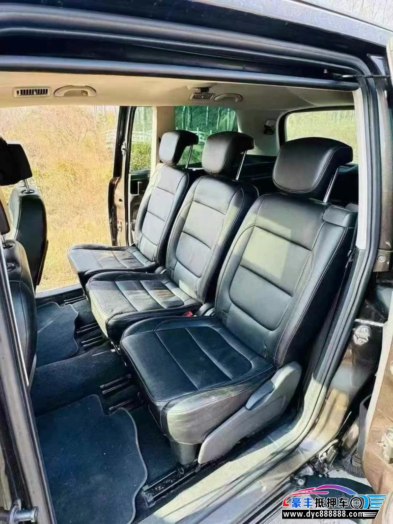 15年大众夏朗轿车抵押车出售