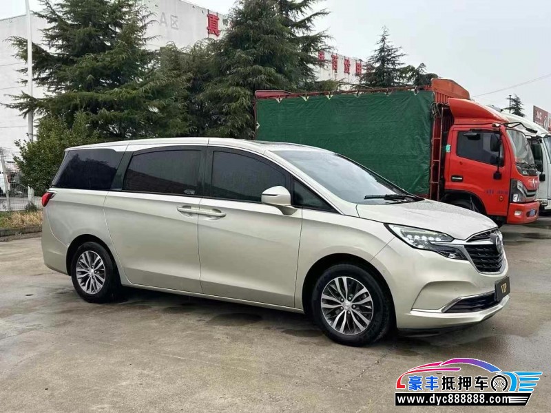 20年别克GL8轿车抵押车出售