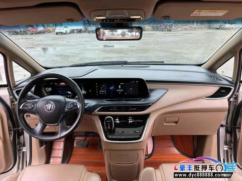 20年别克GL8轿车抵押车出售