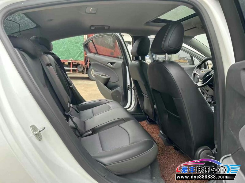 17年雪佛兰科鲁兹轿车抵押车出售