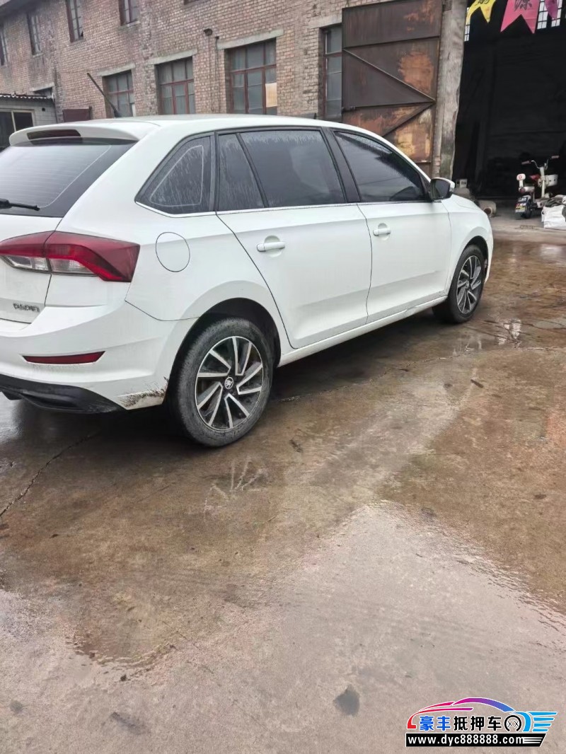 21年斯柯达明锐轿车抵押车出售