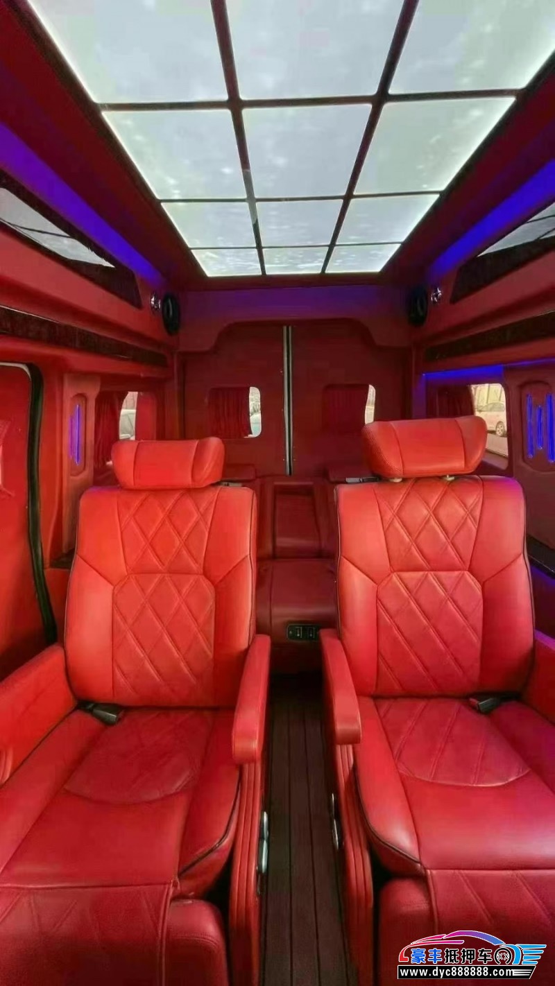 18年福特全顺微面抵押车出售