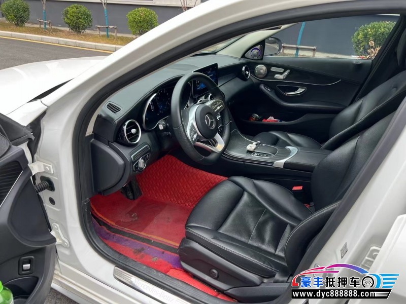 20年奔驰C轿车抵押车出售