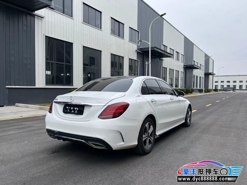 20年奔驰C轿车抵押车出售