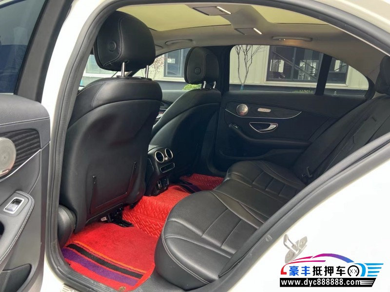 20年奔驰C轿车抵押车出售