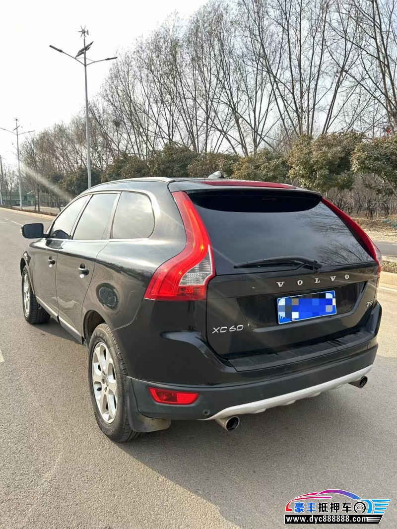 13年沃尔沃XC60轿车抵押车出售