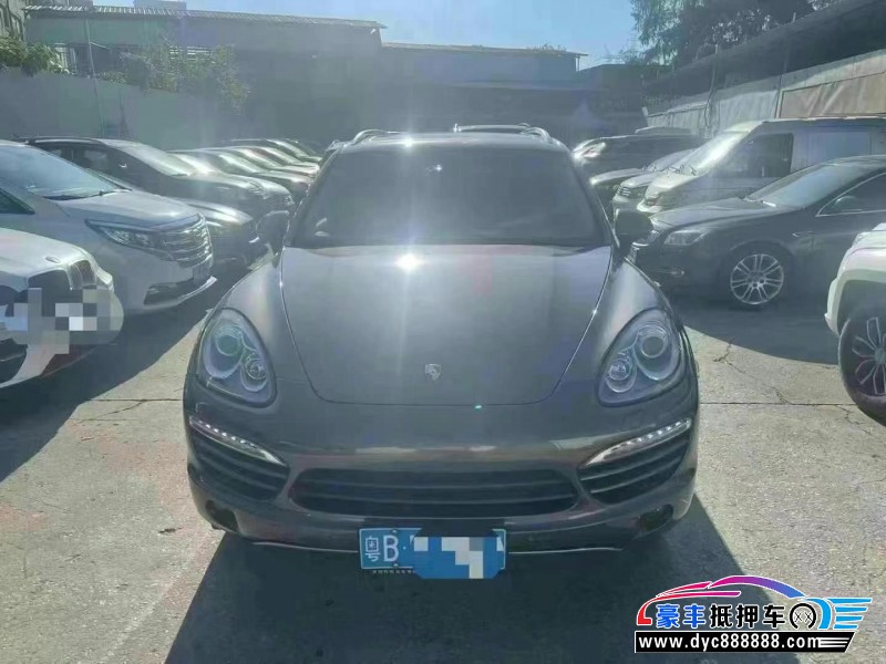 14年保时捷卡宴轿车抵押车出售
