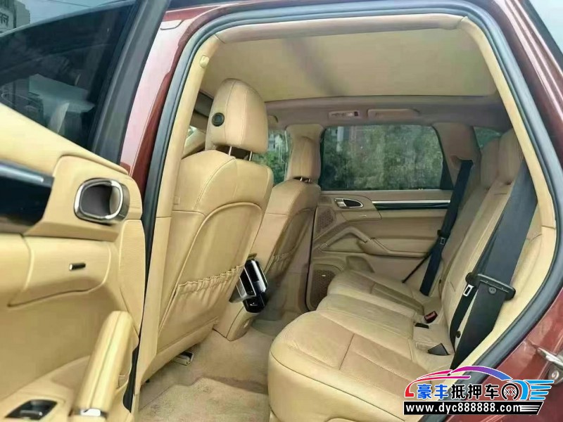 11年保时捷卡宴轿车抵押车出售