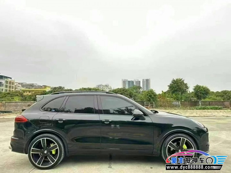 11年保时捷卡宴轿车抵押车出售