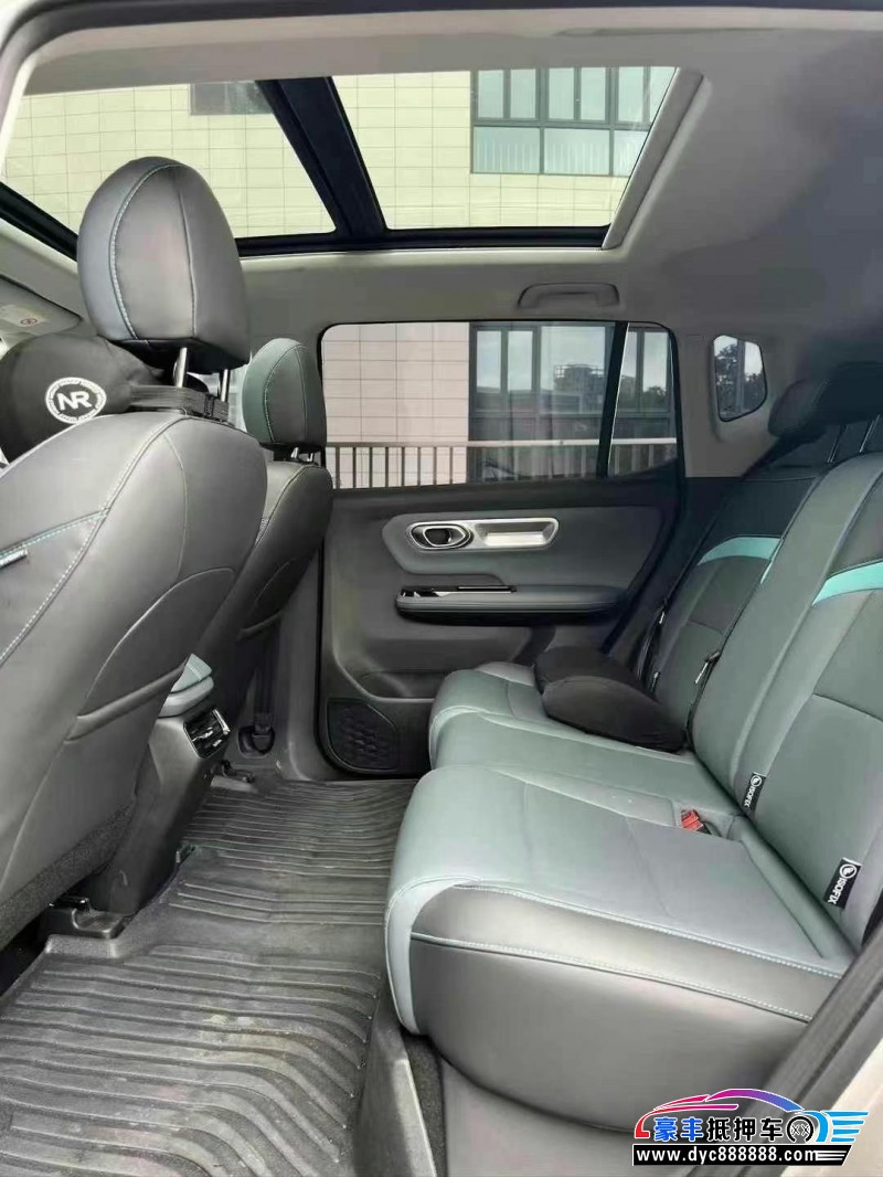 24年埃安Y70轿车抵押车出售