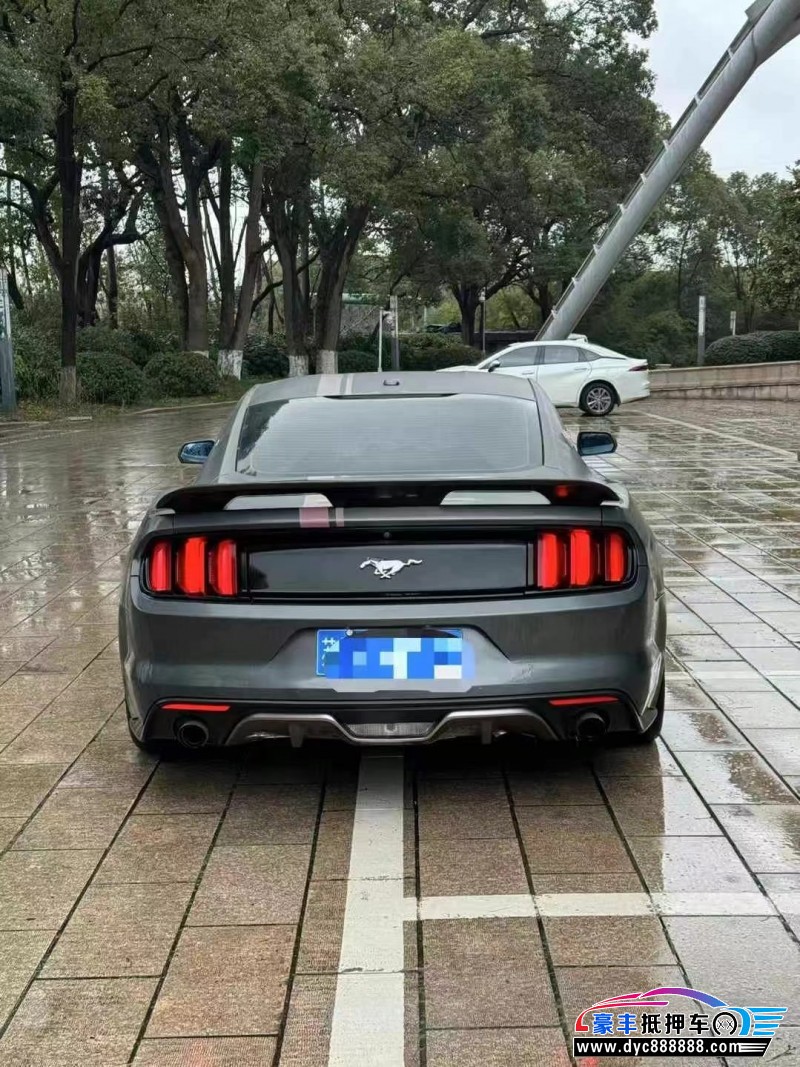 18年福特野马轿车抵押车出售