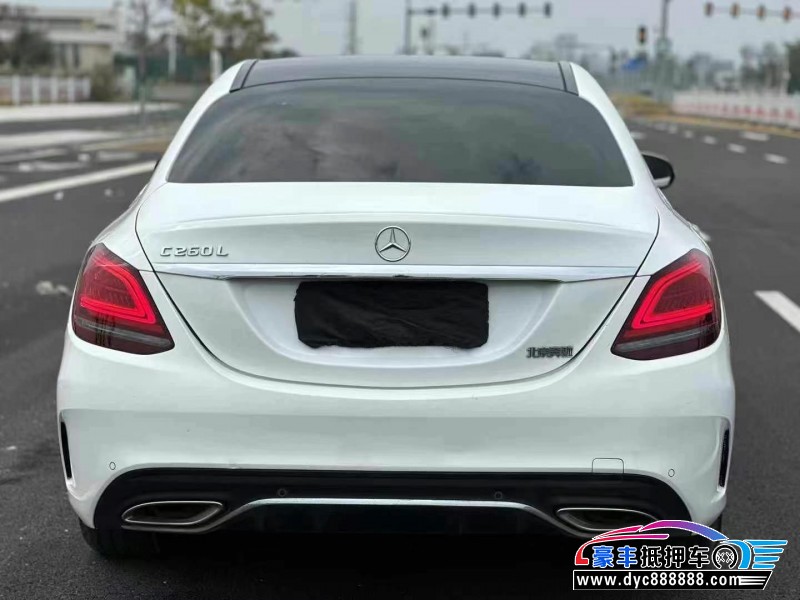 19年奔驰C轿车抵押车出售