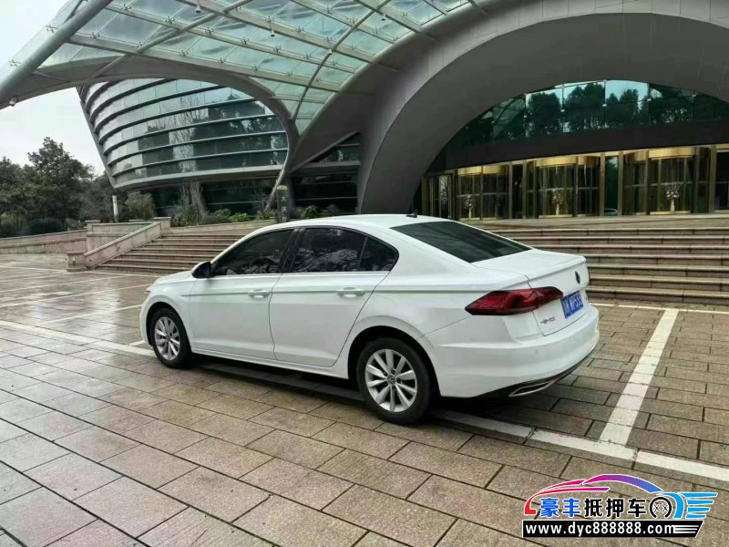 21年大众宝来轿车抵押车出售