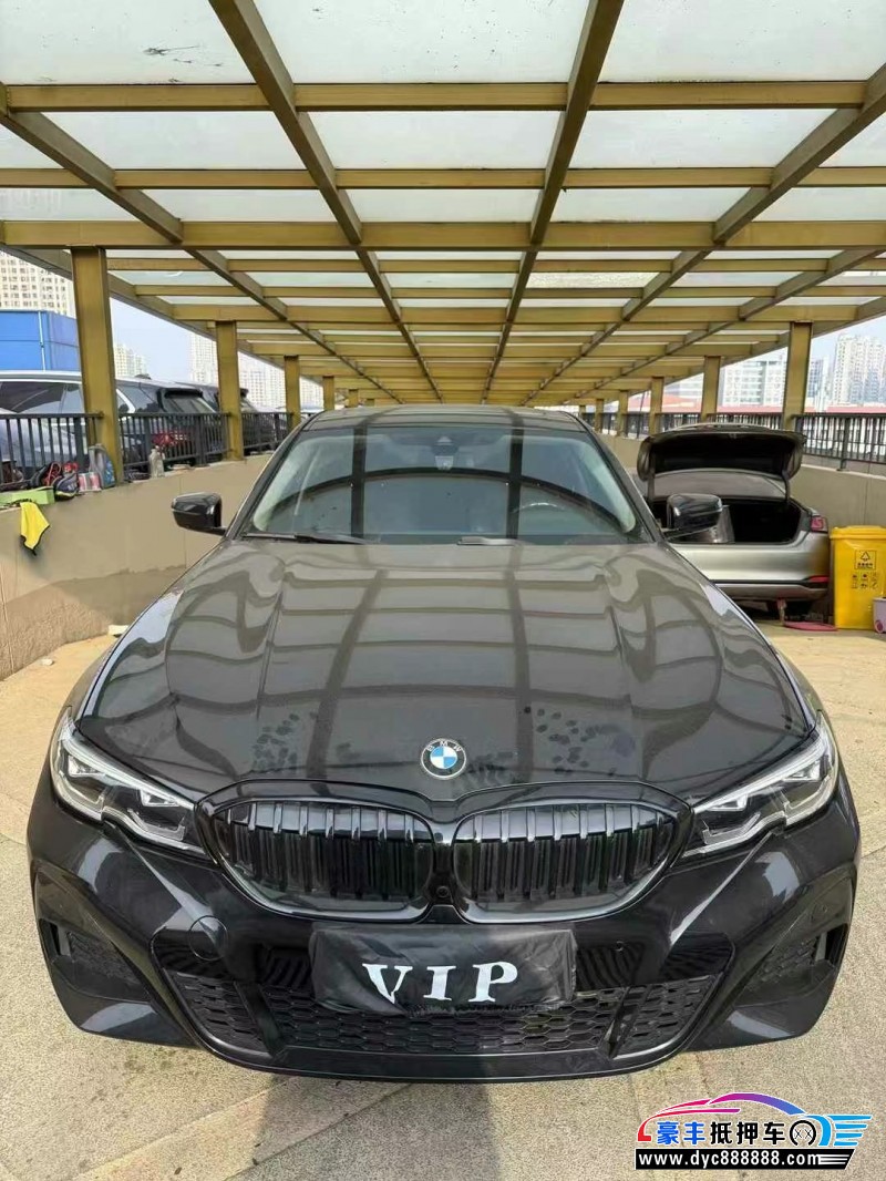 20年宝马3系轿车抵押车出售