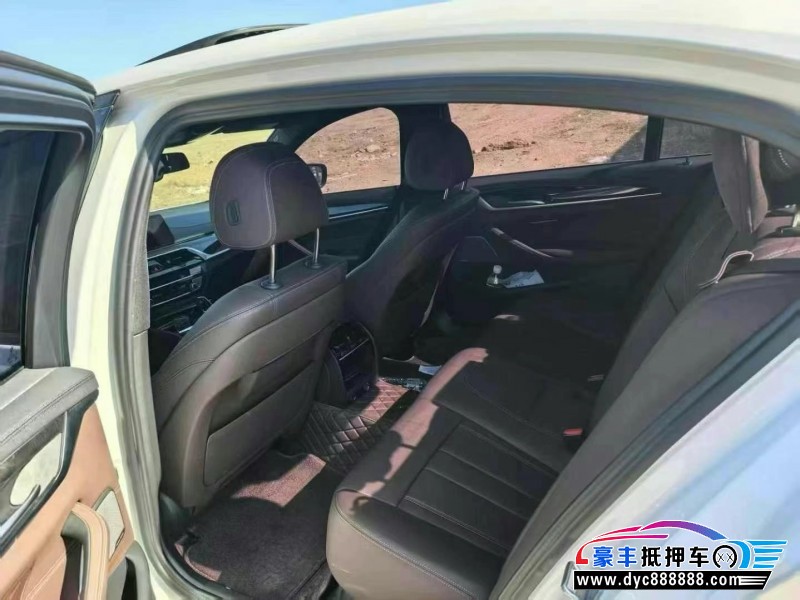 19年宝马5系轿车抵押车出售