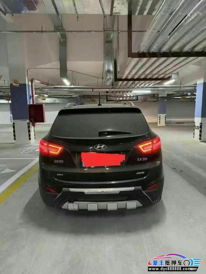 12年现代ix35轿车抵押车出售