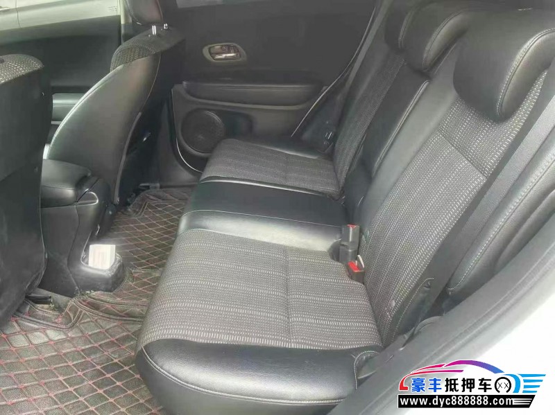 18年本田缤智轿车抵押车出售