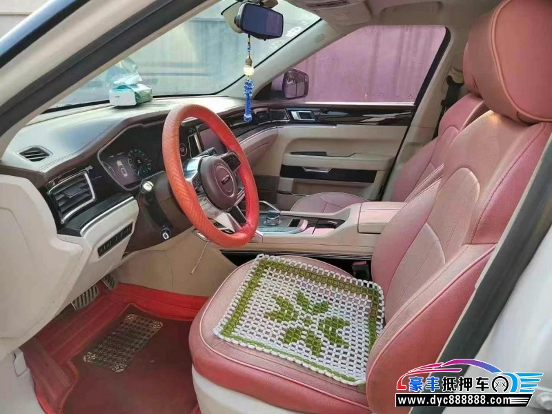 17年众泰T700轿车抵押车出售