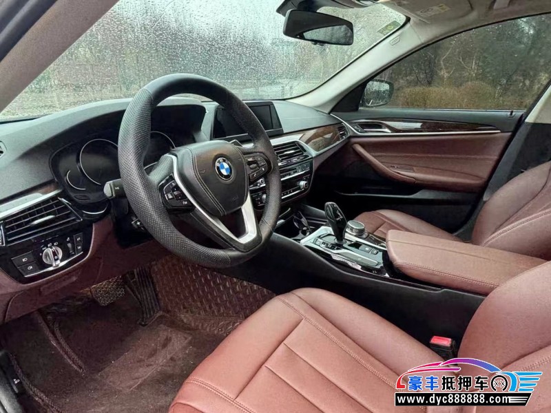 17年宝马5系轿车抵押车出售