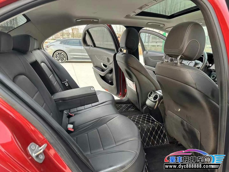 18年奔驰C轿车抵押车出售