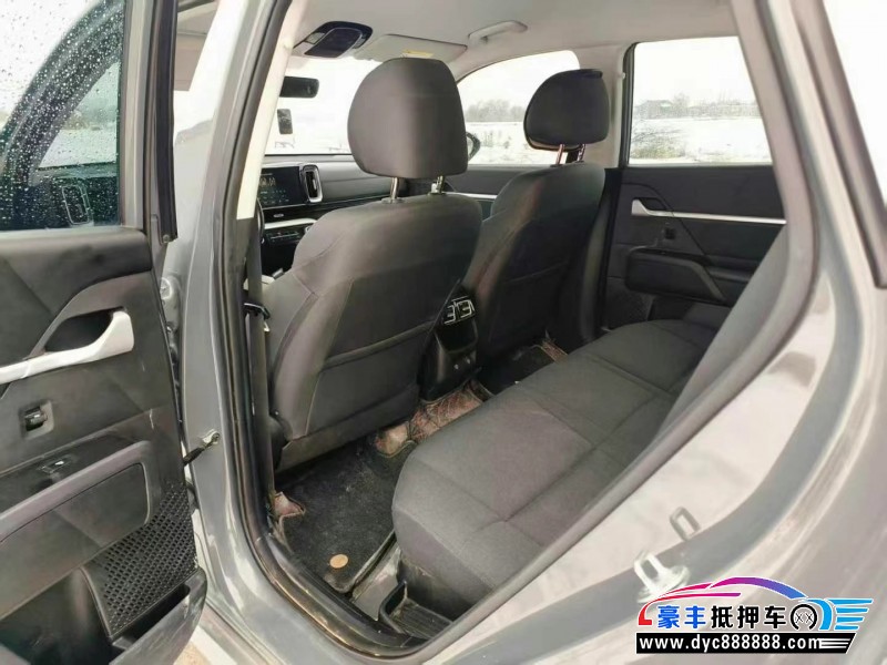 23年现代ix35轿车抵押车出售