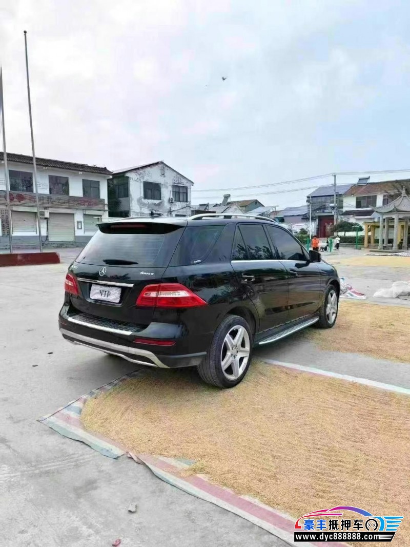 15年奔驰ML轿车抵押车出售