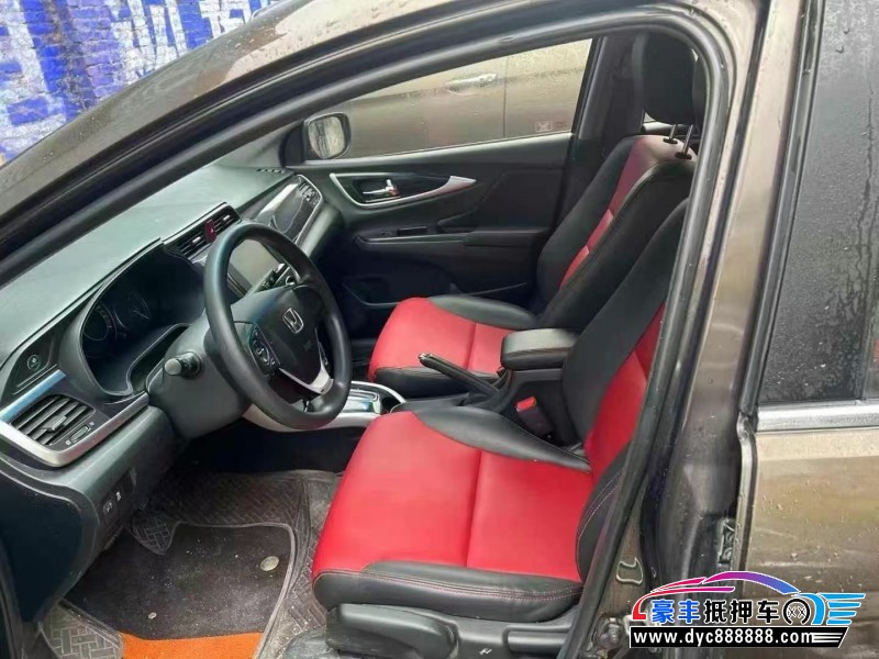 15年本田凌派轿车抵押车出售