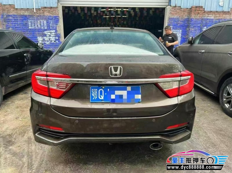 15年本田凌派轿车抵押车出售