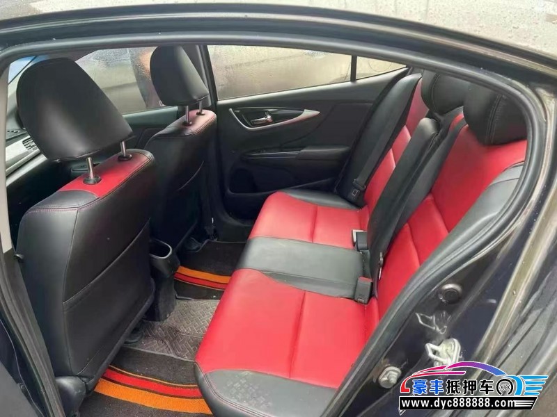 15年本田凌派轿车抵押车出售