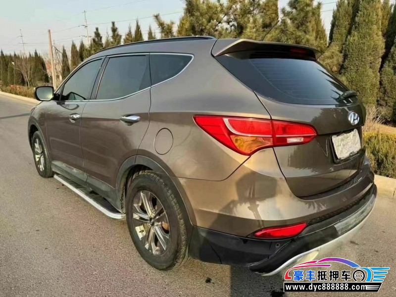 14年现代新胜达轿车抵押车出售