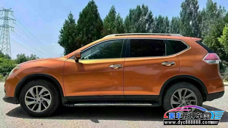 14年日产奇骏轿车抵押车出售