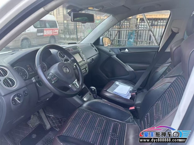 12年大众途观轿车抵押车出售