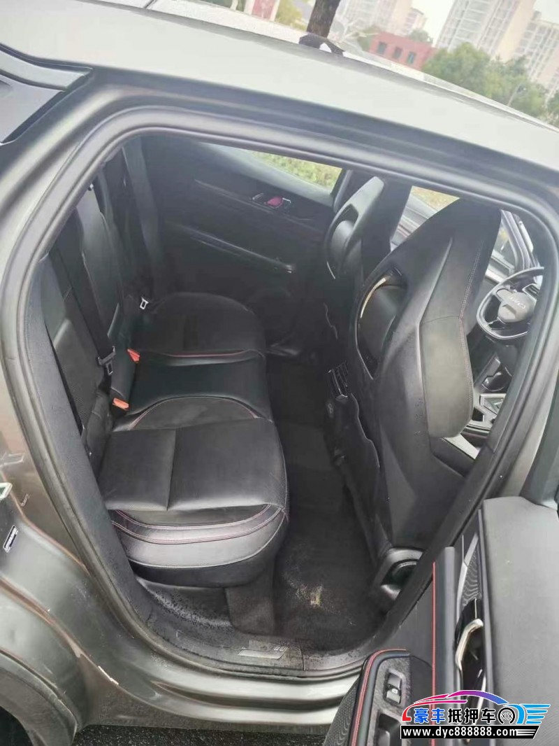 21年领克05轿车抵押车出售