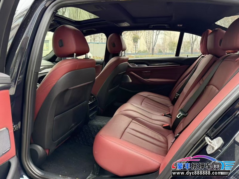 20年宝马5系轿车抵押车出售