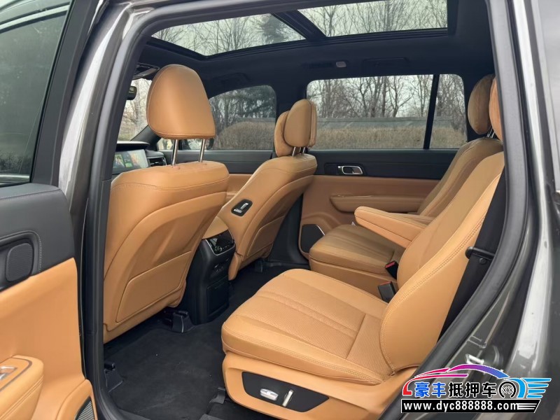 20年理想ONE轿车抵押车出售