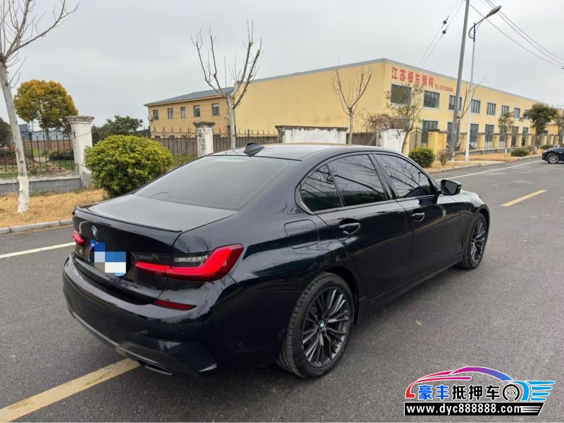 22年宝马3系轿车抵押车出售