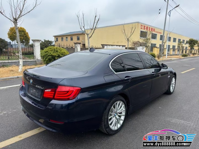13年宝马5系轿车抵押车出售