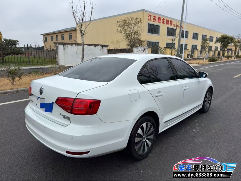 18年大众速腾轿车抵押车出售