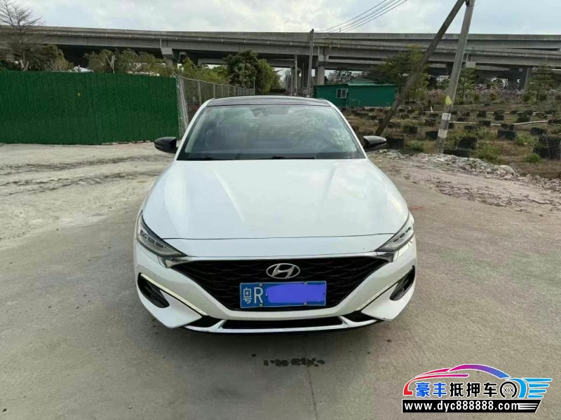 21年现代菲斯塔轿车抵押车出售