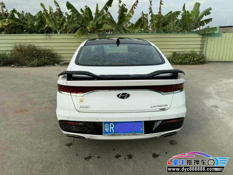 21年现代菲斯塔轿车抵押车出售