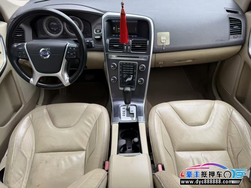 13年沃尔沃XC60轿车抵押车出售