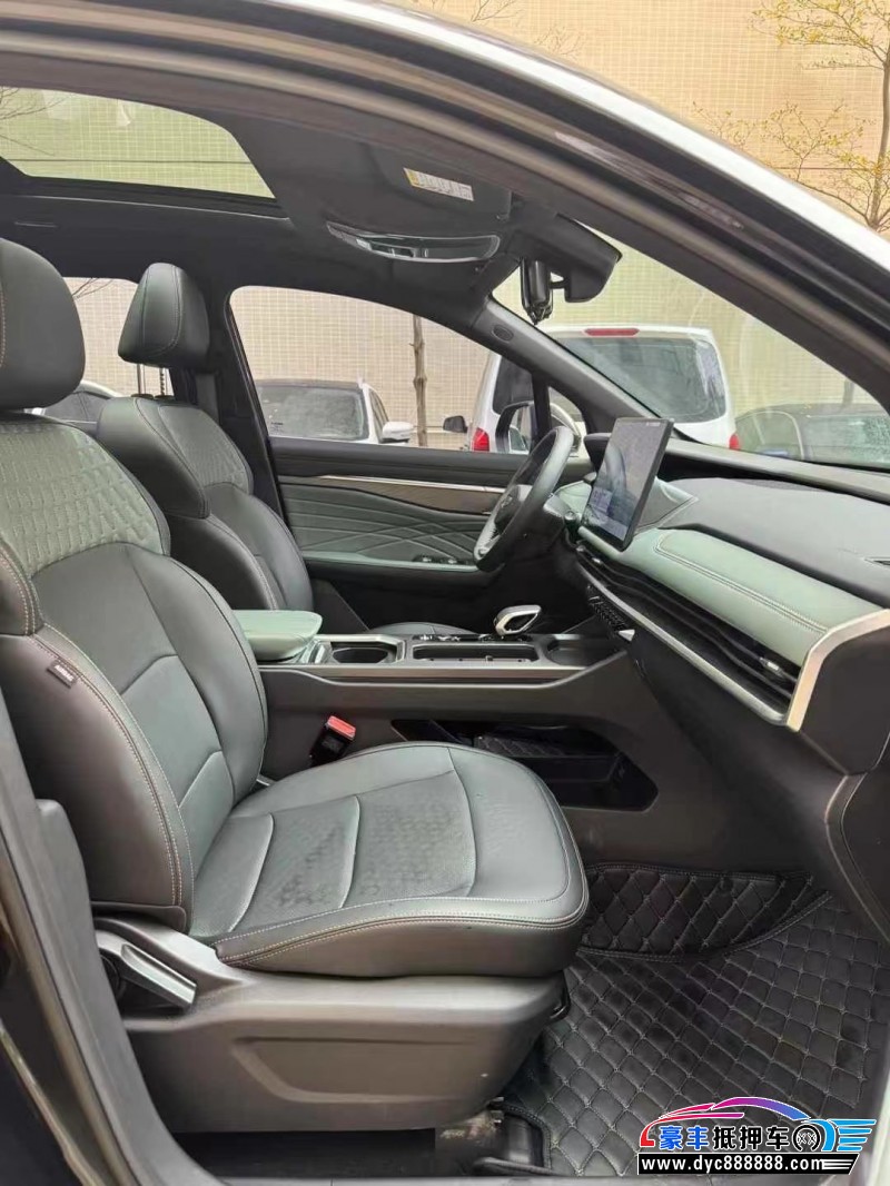 24年吉利豪越轿车抵押车出售