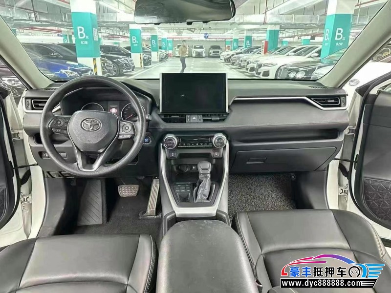 21年丰田威兰达轿车抵押车出售