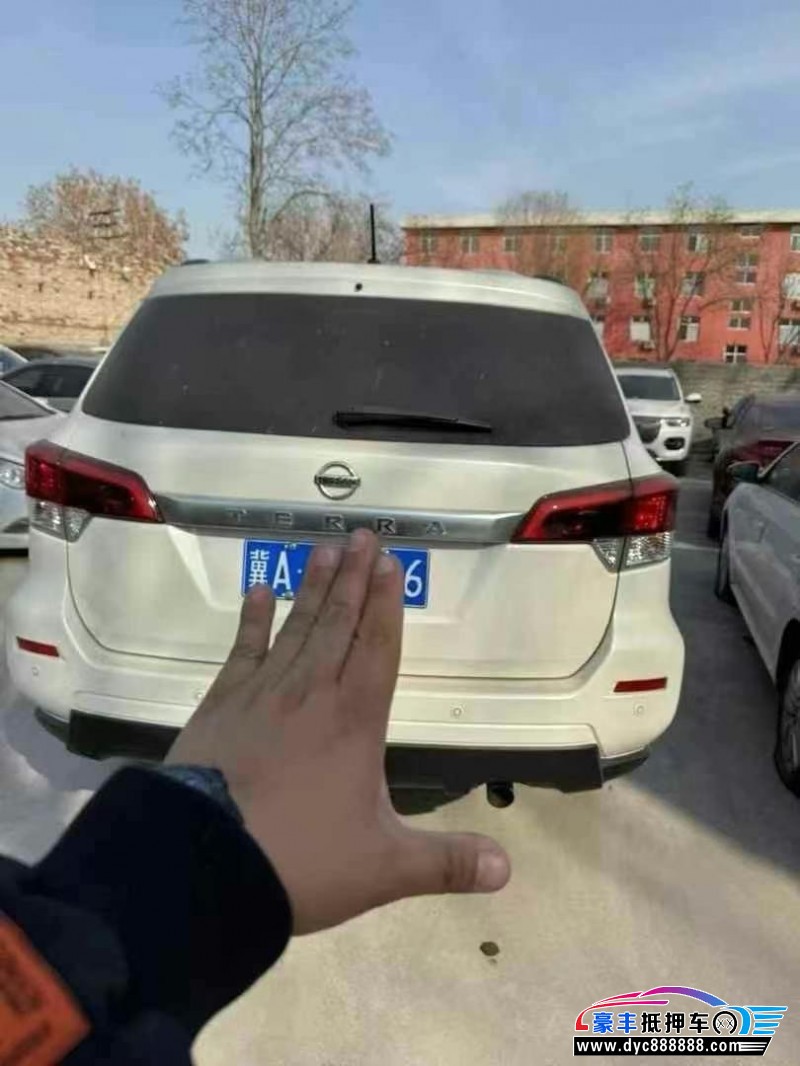 22年日产途达轿车抵押车出售